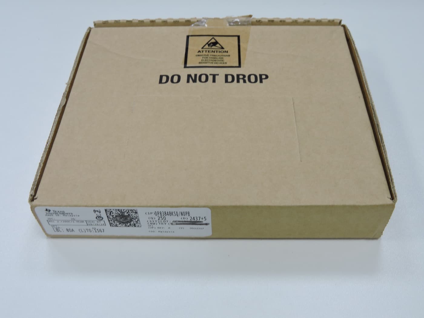 DP83848KSQ stock photo 3